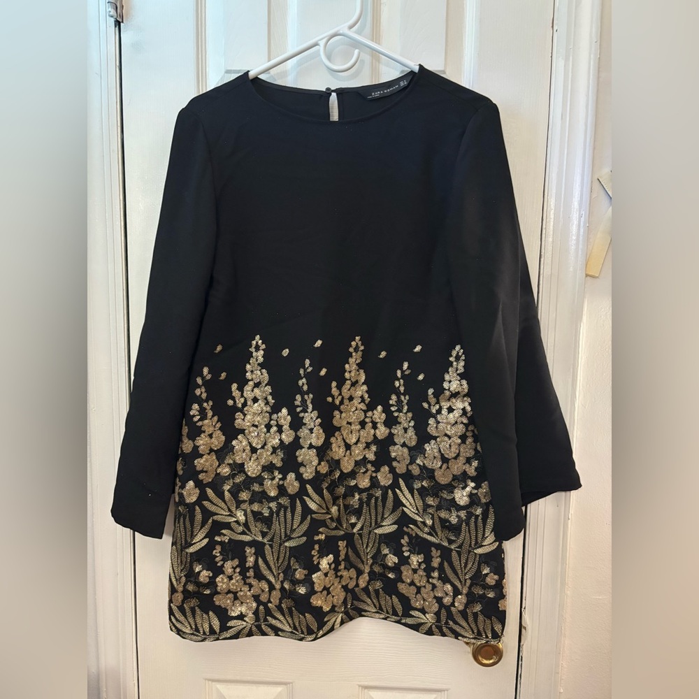 Zara Elegant Black and Gold Floral Mini Dress